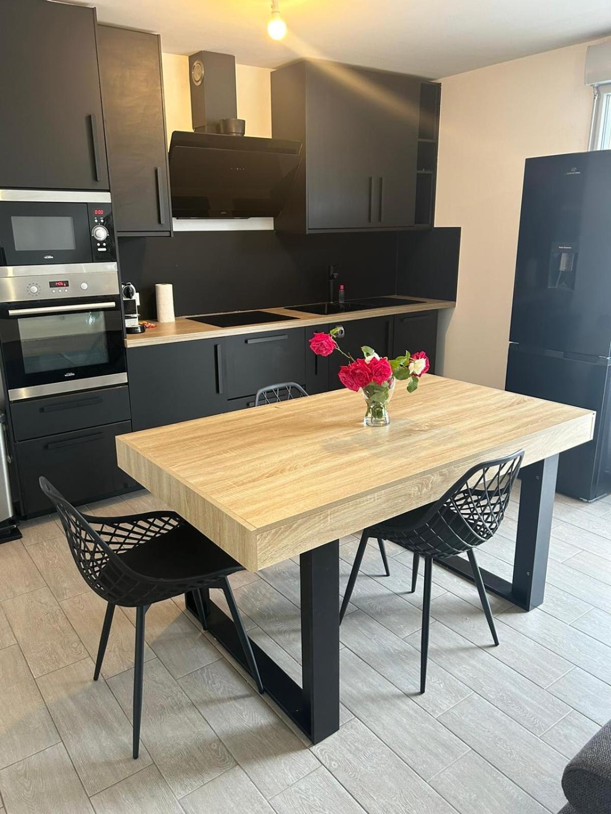 F2 56m2 - Arena Gd Paris - Parc Des Expositions Villepinte - Aeroport Paris Cdg