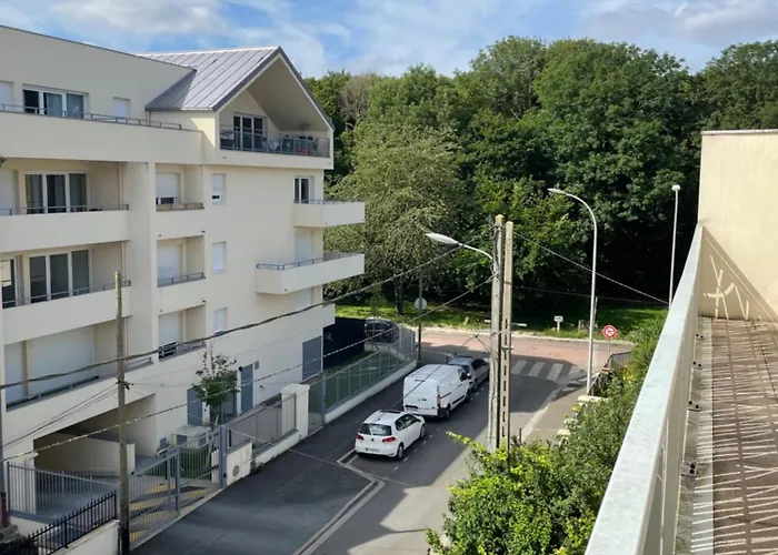 F2 56M2 - Arena Gd Paris - Parc Des Expositions Villepinte - Aeroport Paris Cdg